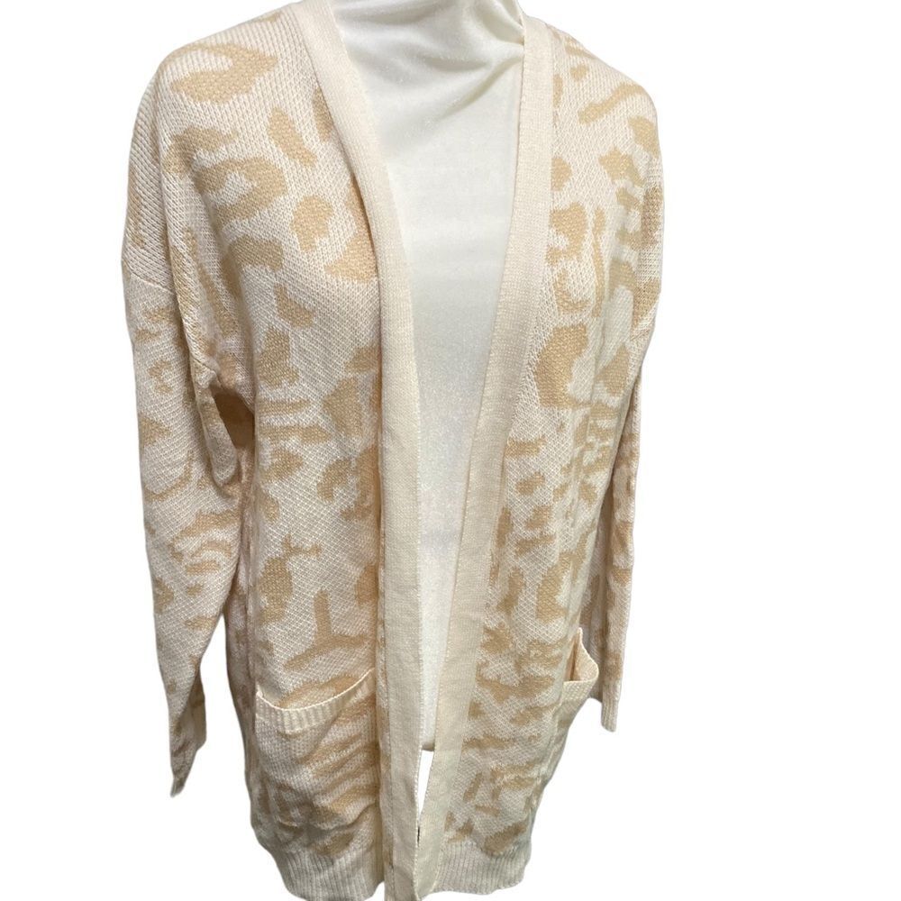Pink Lily | Boutique Make Time For Love Tan Animal Print Long Sleeve Cardigan M
